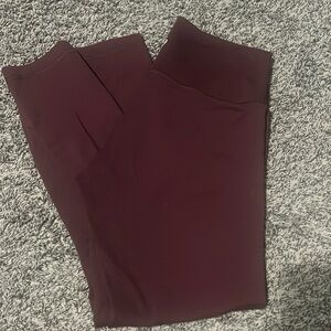 Lululemon wunder under high rise 7/8 size 8 burgandy